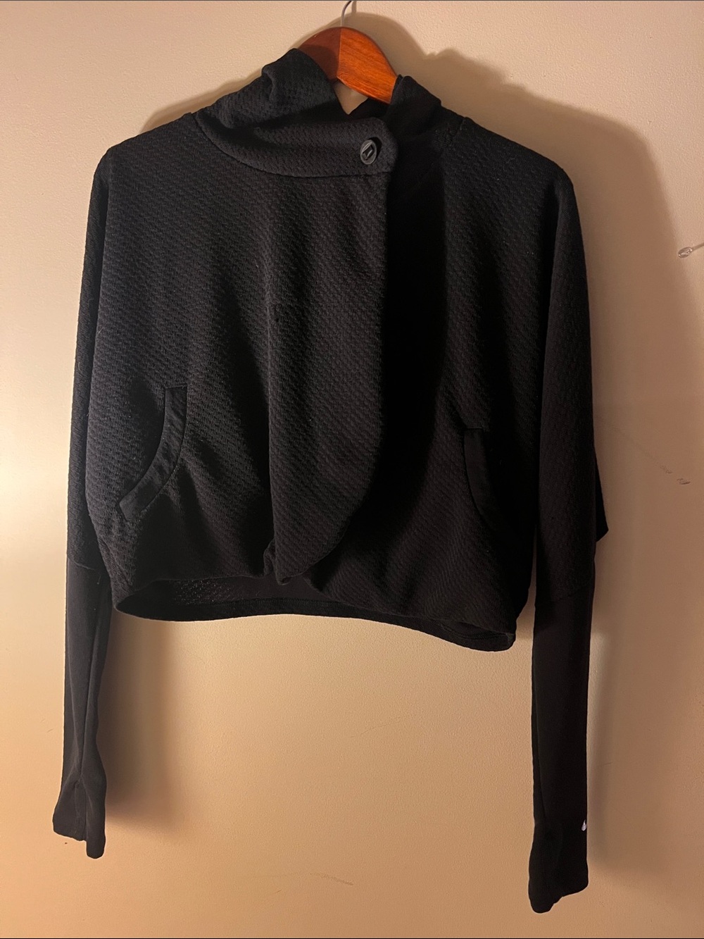 Nike Black Women's Lightweight Cropped Jacket. Sz. M